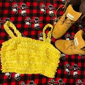 Forever 21 crop top. 

Please checkout my other items.